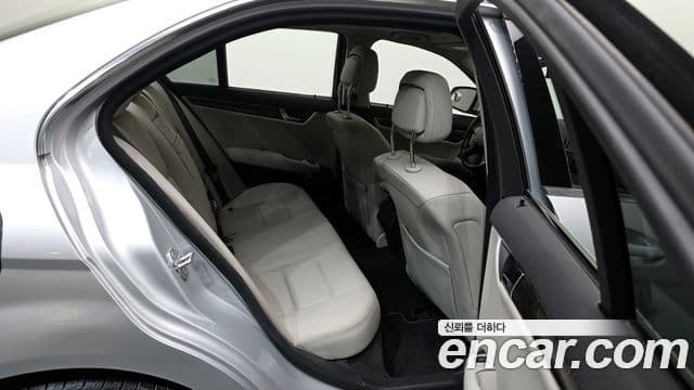 Mercedes-Benz C-класс W204 Avantgarde, 2009 12