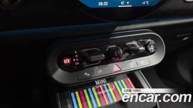 Mini Cooper S Countryman 3세대 ALL4 Classic, 2024 9