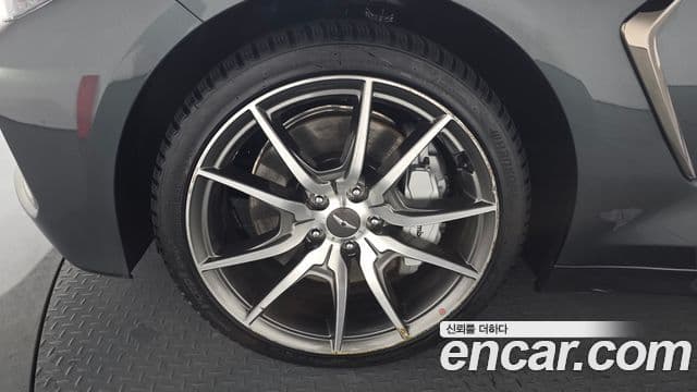 Genesis G70 Supreme, 2018 все фото