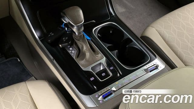 Kia Carnival 4세대 изменение конструкции(LPG), 2023 9