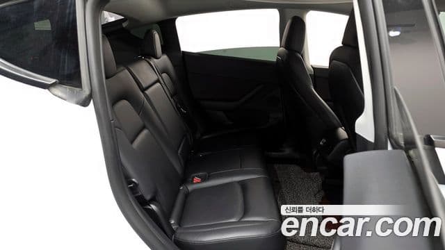 Tesla модель Y Long Range, 2021 12