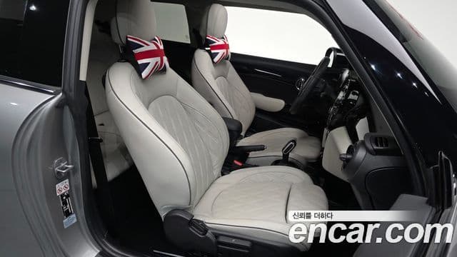 Mini Cooper S 3세대, 2023 10