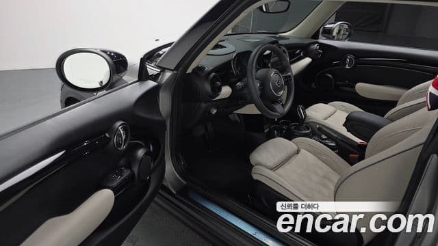 Mini Cooper S 3세대, 2023 11