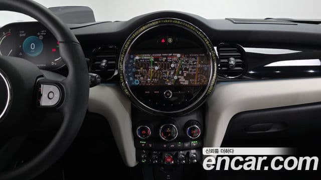 Mini Cooper S 3세대, 2023 14