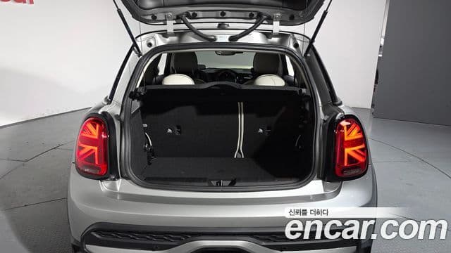 Mini Cooper S 3세대, 2023 20