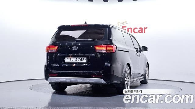 Kia All New Carnival Prestige, 2016 4
