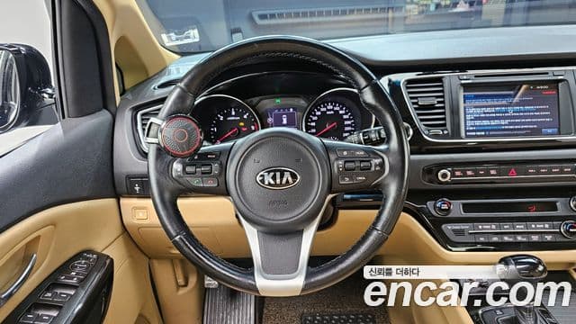 Kia All New Carnival Prestige, 2016 13