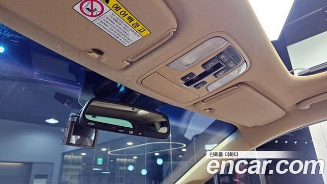 Kia All New Carnival Prestige, 2016 17