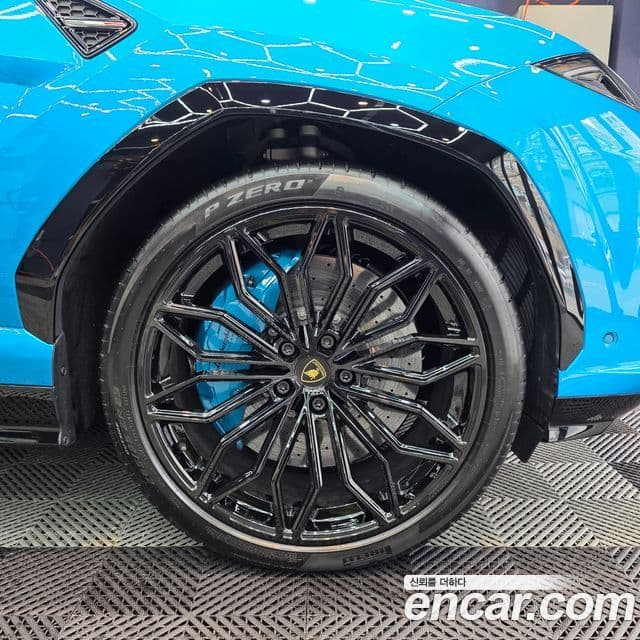 Lamborghini Urus 4.0 V8 SE, 2025 все фото