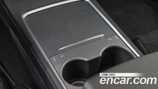 Tesla модель Y performance AWD, 2022 17