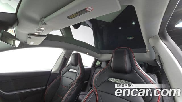 Tesla модель Y performance AWD, 2022 18