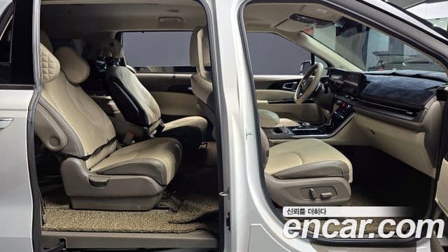 Kia Carnival 4세대 Signature, 2021 10