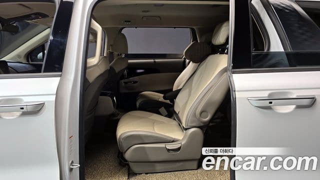 Kia Carnival 4세대 Signature, 2021 12
