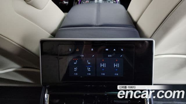 Bentley Flying Spur 3세대, 2022 19