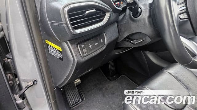 Hyundai Santa Fe TM Premium, 2019 16