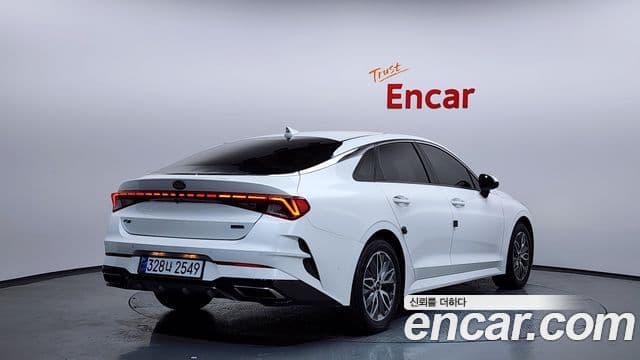 Kia K5 гибрид 3세대 Signature, 2021 2