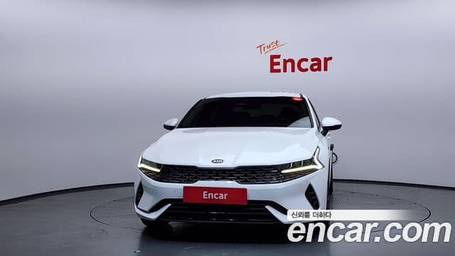 Kia K5 гибрид 3세대 Signature, 2021 3