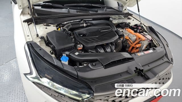 Kia K5 гибрид 3세대 Signature, 2021 6