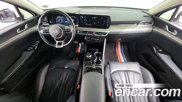 Kia K5 гибрид 3세대 Signature, 2021 7