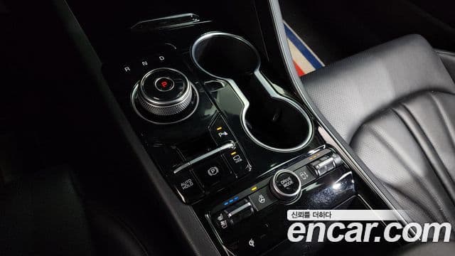 Kia K5 гибрид 3세대 Signature, 2021 9