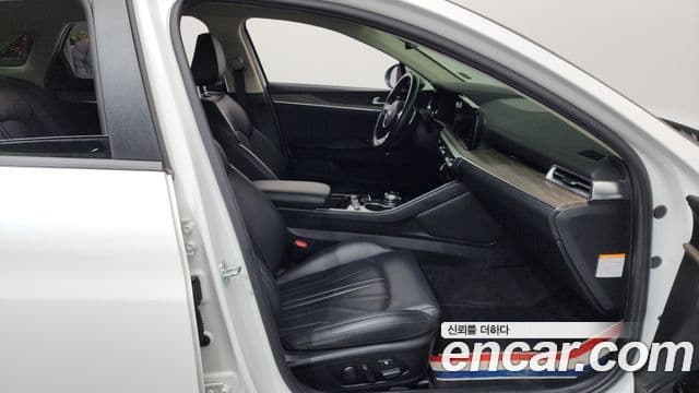 Kia K5 гибрид 3세대 Signature, 2021 11