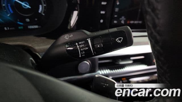 Kia K5 гибрид 3세대 Signature, 2021 14