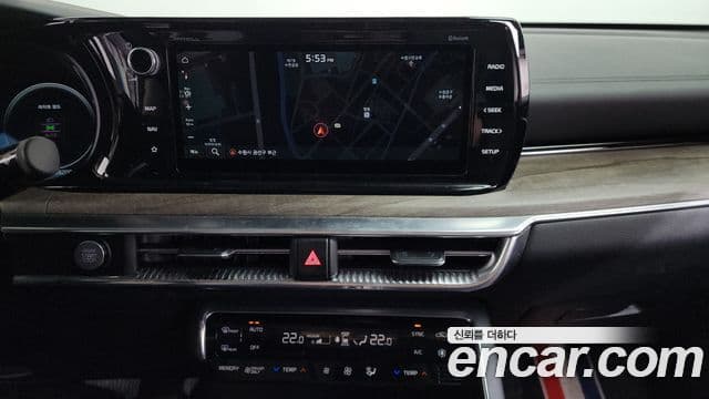 Kia K5 гибрид 3세대 Signature, 2021 15