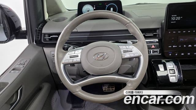Hyundai Staria Inspiration, 2022 13