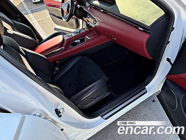 Genesis GV70, 2021 12