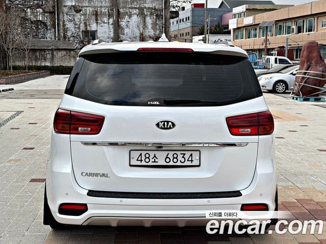 Kia The / новый New Carnival Special, 2019 4