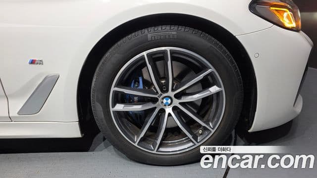 BMW 5시리즈 (G30) 520i M Sport, 2021 все фото