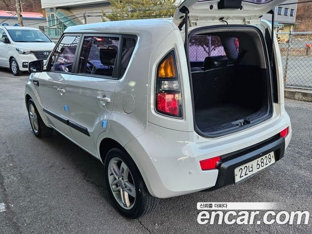 Kia Soul 1.6 Smart, 2011 3