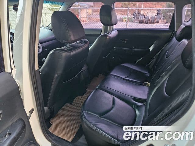 Kia Soul 1.6 Smart, 2011 7
