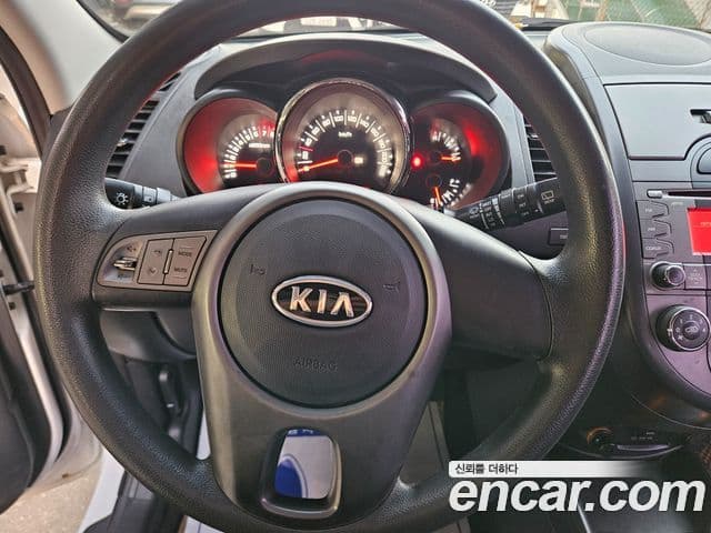 Kia Soul 1.6 Smart, 2011 10