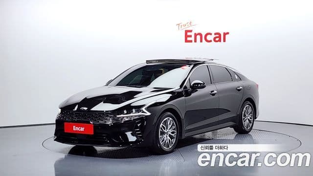 Kia K5 гибрид 3세대 Signature, 2021 1