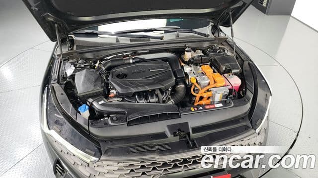 Kia K5 гибрид 3세대 Signature, 2021 6
