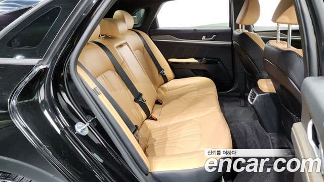 Kia K5 гибрид 3세대 Signature, 2021 12