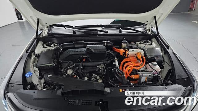 Kia The / новый New K8 гибрид Signature, 2026 6