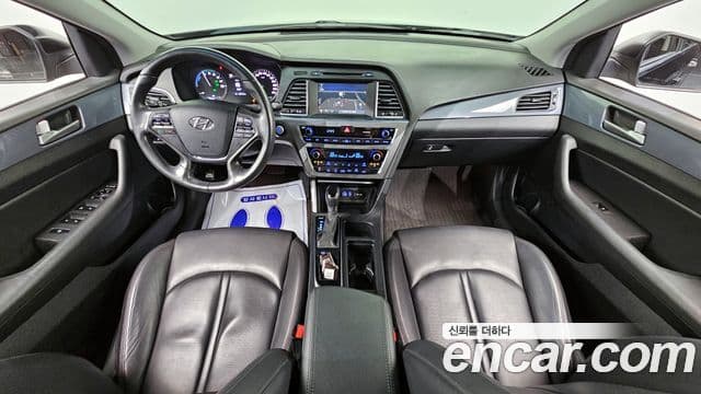 Hyundai LF Sonata гибрид Modern, 2015 7