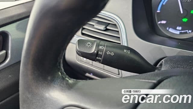 Hyundai LF Sonata гибрид Modern, 2015 15