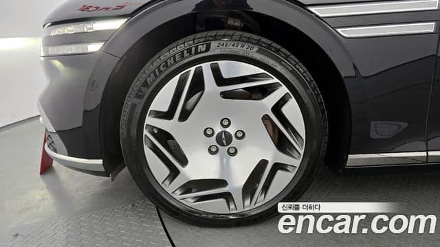 Genesis G90 (RS4) бензин 3.5 турбо e-S/C AWD LWB, 2022 все фото