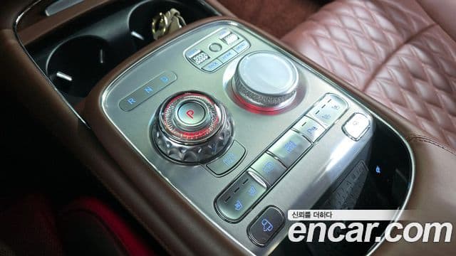 Genesis G90 (RS4) бензин 3.5 турбо e-S/C AWD LWB, 2022 9