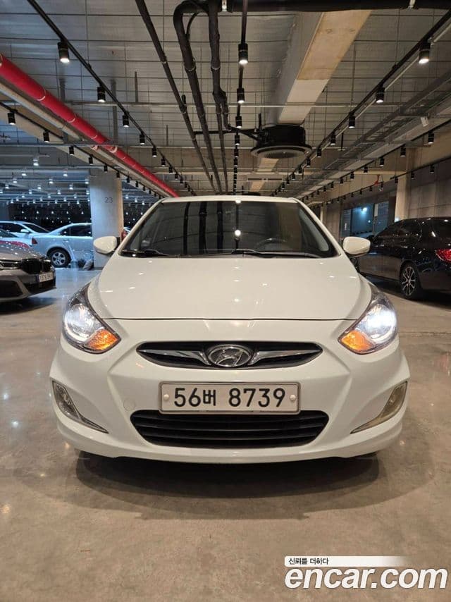 Hyundai Accent(новый кузов / новое поколение) Premier, 2013 3