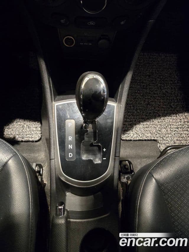 Hyundai Accent(новый кузов / новое поколение) Premier, 2013 9