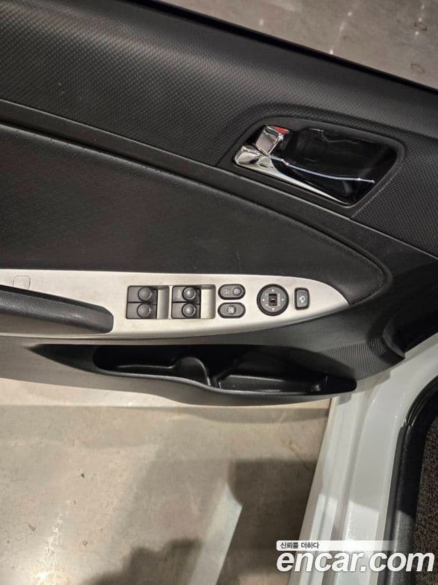 Hyundai Accent(новый кузов / новое поколение) Premier, 2013 12