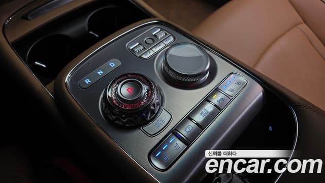 Genesis G90 (RS4) бензин 3.5 турбо 2WD, 2025 9