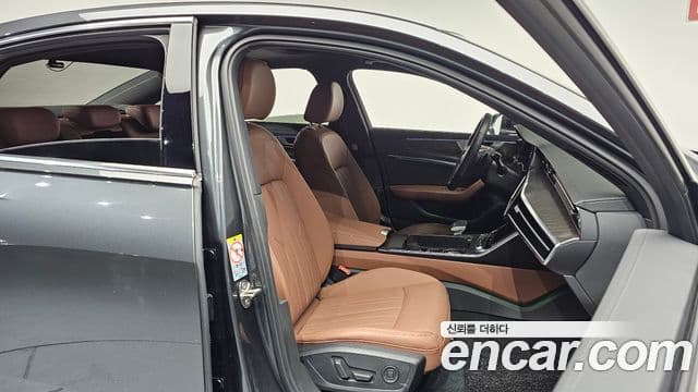 Audi A6 (C8) Premium, 2020 10