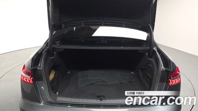 Audi A6 (C8) Premium, 2020 20