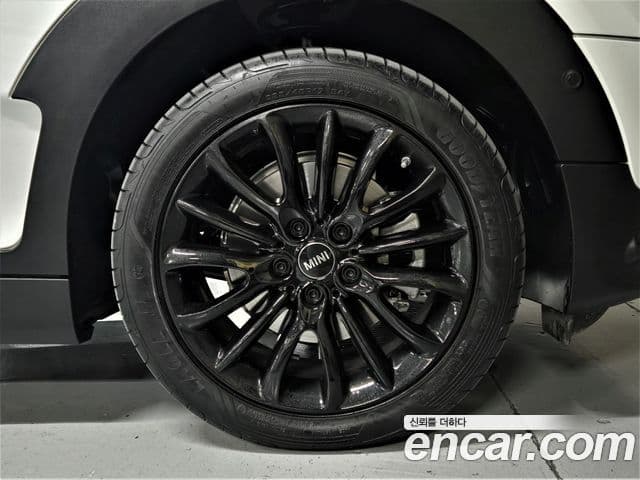 Mini Cooper 클럽맨 2세대, 2024 все фото