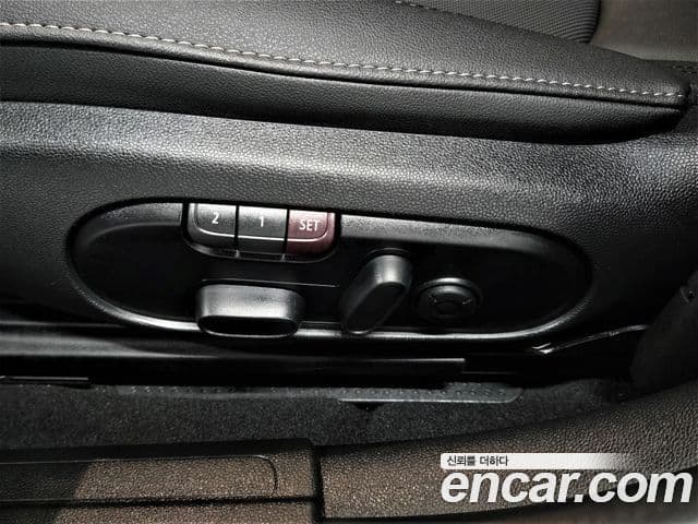 Mini Cooper 클럽맨 2세대, 2024 12